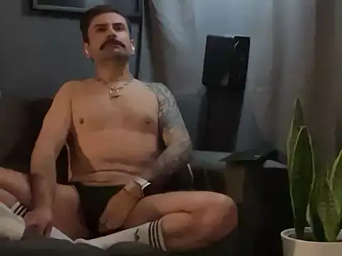 LukasMackenna online show from June 27, 2026, 5:35 am