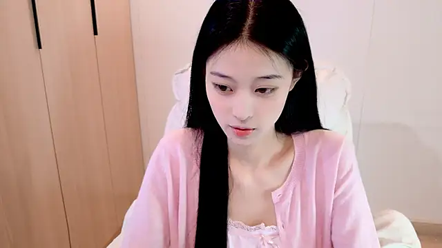 iiiiiiiiiu online show from February 5, 2026, 7:26 am