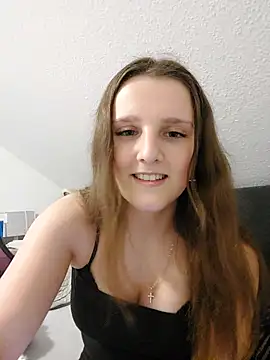 HotAlice69 online show from January 14, 2026, 12:20 pm