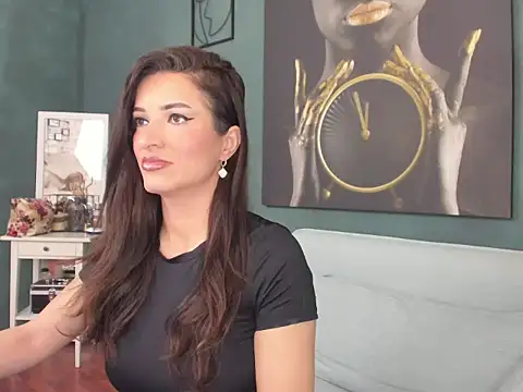 Snapshot of VanillaBlyss chatting on February 5, 2026, 7:48 am VanillaBlyss online show from February 5, 2026, 7:48 am