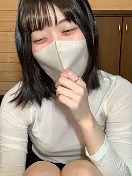 minami room online show from March 21, 2026, 8:04 am