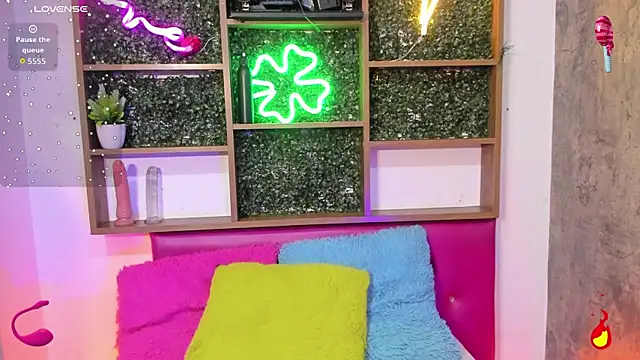 Hiddenhotcake online show from January 5, 2026, 8:01 pm