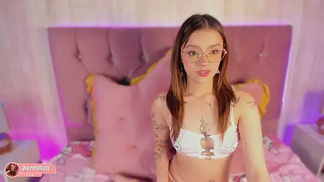 alyy cut3 online show from March 31, 2026, 8:11 pm