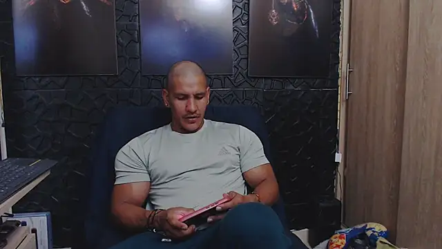 Snapshot of viktor_herrera chatting on July 11, 2026, 3:45 pm viktor herrera online show from July 11, 2026, 3:45 pm