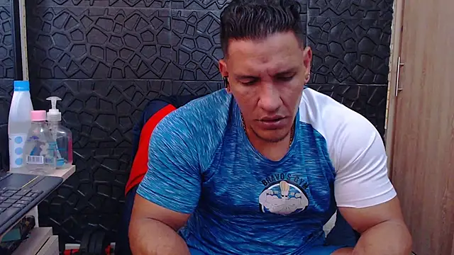 viktor herrera online show from February 3, 2026, 3:50 pm