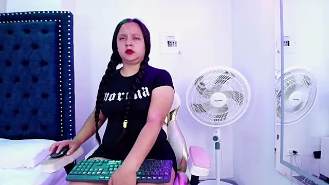 Snapshot of Alicia_smiith chatting on January 10, 2026, 11:38 am Alicia smiith online show from January 10, 2026, 11:38 am