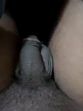 Snapshot of OutsizedVent chatting on January 12, 2026, 6:15 pm OutsizedVent online show from January 12, 2026, 6:15 pm