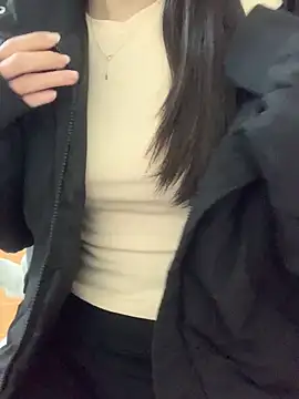 Snapshot of Rinrin_06 chatting on January 7, 2026, 7:02 am Rinrin 06 online show from January 7, 2026, 7:02 am