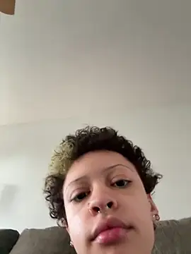 Snapshot of jojosbizarrelyf chatting on February 25, 2026, 4:07 pm jojosbizarrelyf online show from February 25, 2026, 4:07 pm