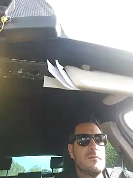 Snapshot of colosone chatting on October 25, 2025, 9:41 am colosone online show from October 25, 2025, 9:41 am