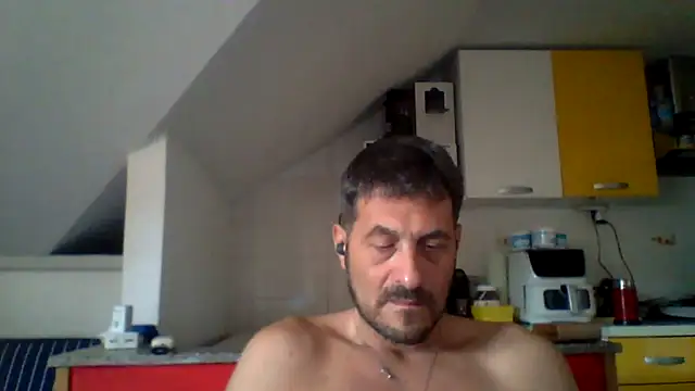 colosone online show from May 8, 2026, 6:39 am