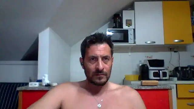 colosone online show from April 28, 2026, 8:57 pm