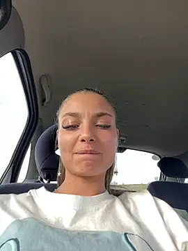 Rebeka2589 online show from March 15, 2026, 2:24 pm