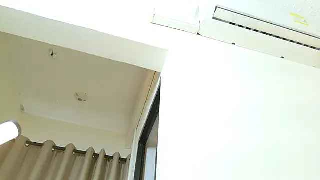 Snapshot of GraceZoe chatting on January 10, 2026, 12:33 pm GraceZoe online show from January 10, 2026, 12:33 pm