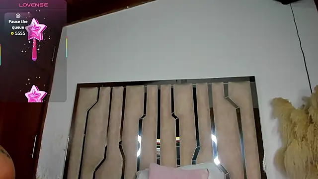 Snapshot of Thalia__Rose chatting on January 11, 2026, 11:39 am Thalia Rose online show from January 11, 2026, 11:39 am