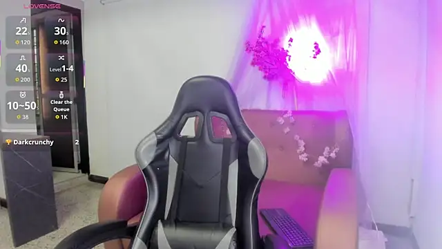 Luna  02 online show from March 24, 2026, 11:21 am