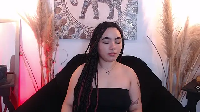 ExoticLuna online show from January 8, 2026, 12:22 pm