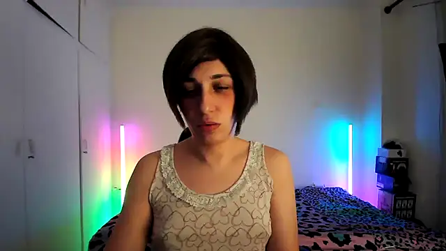 HoneyValentine online show from April 10, 2026, 4:14 pm