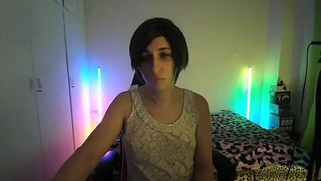 HoneyValentine online show from May 10, 2026, 7:05 pm