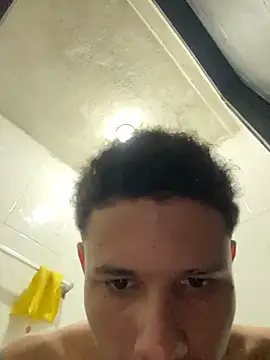 Snapshot of Zeus_Bigcock21 chatting on January 10, 2026, 10:16 pm Zeus Bigcock21 online show from January 10, 2026, 10:16 pm