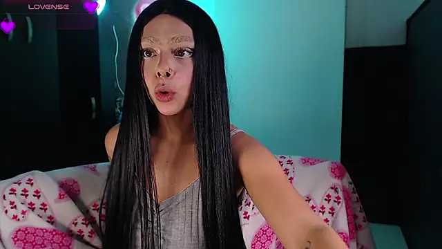 Snapshot of maddiie chatting on January 16, 2026, 5:17 pm maddiie online show from January 16, 2026, 5:17 pm