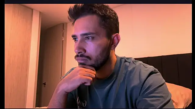 axell torrez online show from January 13, 2026, 3:10 am