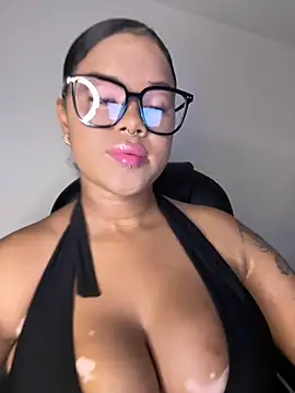 Antonella 03s online show from April 12, 2026, 5:00 am