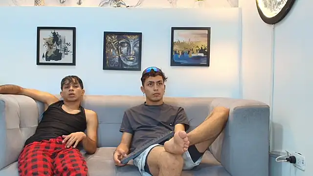 AVENGER BOYS2026 online show from January 11, 2026, 1:23 am