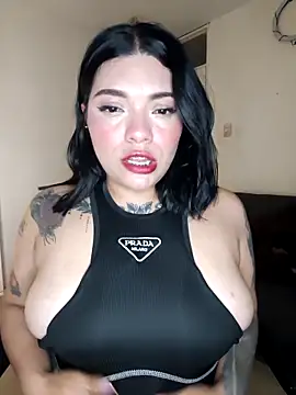 Snapshot of brenda_palacio chatting on March 20, 2026, 12:33 am brenda palacio online show from March 20, 2026, 12:33 am