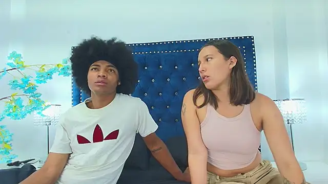 Snapshot of Cristal_and_luke chatting on March 5, 2026, 3:36 am Cristal and luke online show from March 5, 2026, 3:36 am