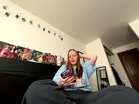 prettygirltracy 12 online show from January 7, 2026, 6:24 pm