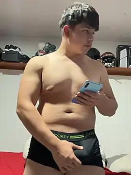 Snapshot of padrinito_69 chatting on March 4, 2026, 6:32 am padrinito 69 online show from March 4, 2026, 6:32 am