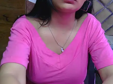 sweet riyaaa online show from May 11, 2026, 4:04 pm