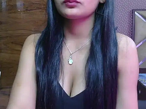 sweet riyaaa online show from May 12, 2026, 6:03 pm
