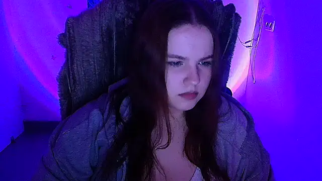 Snapshot of Kitty_Mia_Kitty chatting on February 12, 2026, 6:24 am Kitty Mia Kitty online show from February 12, 2026, 6:24 am