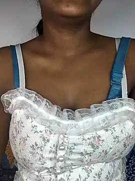 Snapshot of Royal-girl78 chatting on January 11, 2026, 4:25 pm Royal-girl78 online show from January 11, 2026, 4:25 pm