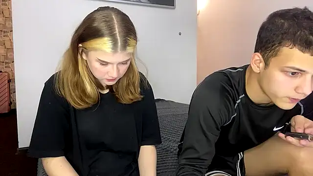 mirelcouple online show from February 27, 2026, 10:53 pm