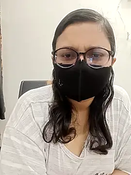 piryasharma005 online show from February 8, 2026, 8:01 am