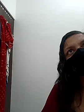 piryasharma005 online show from January 17, 2026, 1:47 pm