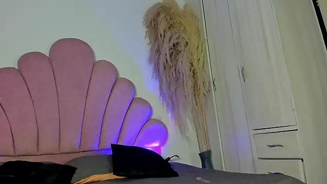 Snapshot of Candy_temptation0 chatting on January 13, 2026, 1:48 pm Candy temptation0 online show from January 13, 2026, 1:48 pm