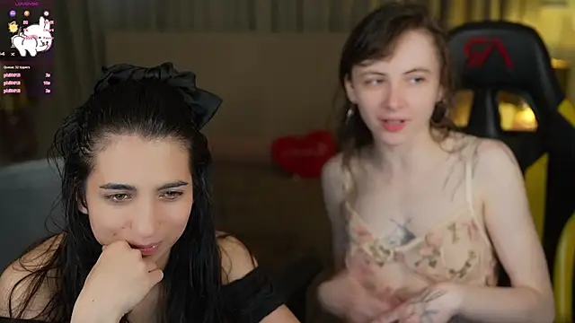Snapshot of Orly_flame chatting on May 31, 2026, 6:42 pm Orly flame online show from May 31, 2026, 6:42 pm