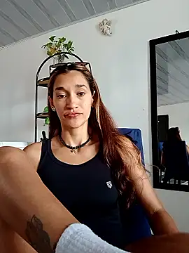 Snapshot of EcoDePiel chatting on January 19, 2026, 4:00 pm EcoDePiel online show from January 19, 2026, 4:00 pm