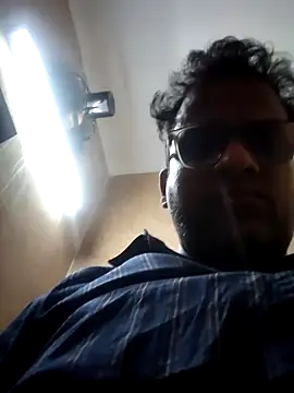 Snapshot of Erode_paiyan1 chatting on June 1, 2026, 1:44 pm Erode paiyan1 online show from June 1, 2026, 1:44 pm
