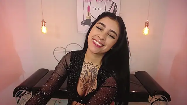 Snapshot of Adri_gomez_x chatting on April 24, 2026, 12:29 pm Adri gomez x online show from April 24, 2026, 12:29 pm