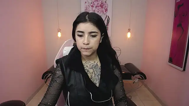 Snapshot of Adri_gomez_x chatting on May 4, 2026, 1:58 pm Adri gomez x online show from May 4, 2026, 1:58 pm