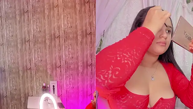 Snapshot of Victoria_Poncce1 chatting on February 18, 2026, 12:01 pm Victoria Poncce1 online show from February 18, 2026, 12:01 pm