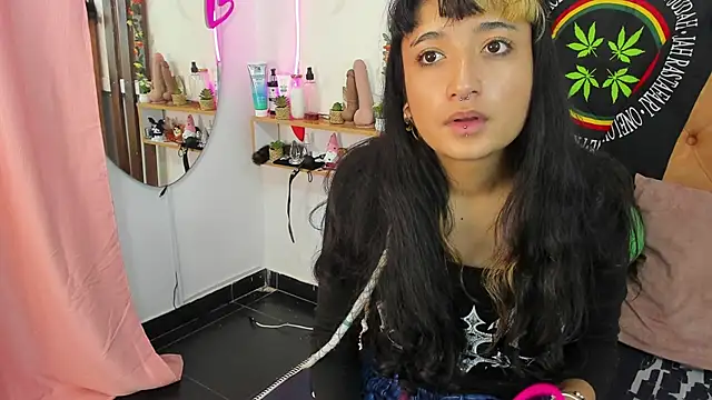 MeowMota  online show from May 21, 2026, 6:05 pm