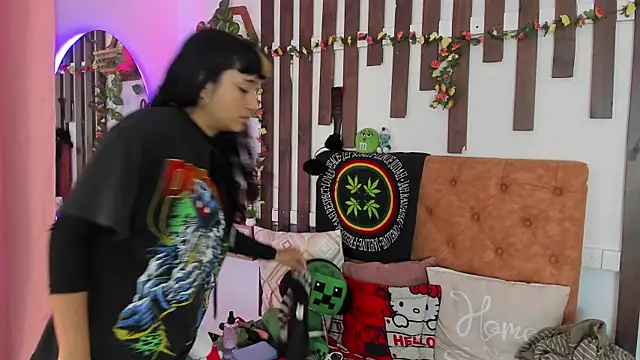 MeowMota  online show from May 23, 2026, 6:29 pm