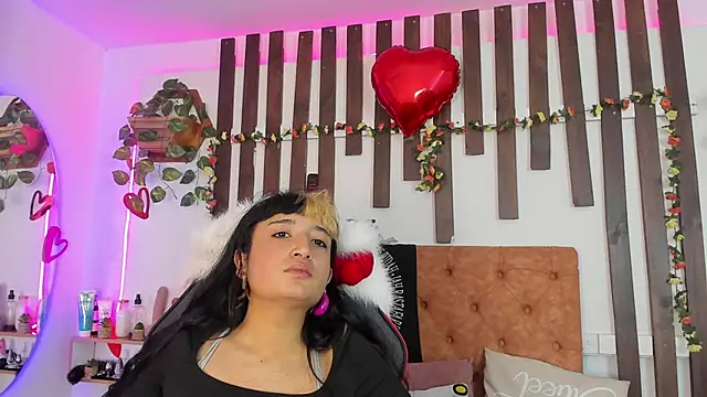 MeowMota  online show from May 9, 2026, 6:11 pm