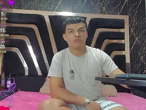 Snapshot of LiamPassion chatting on January 13, 2026, 3:05 pm LiamPassion online show from January 13, 2026, 3:05 pm